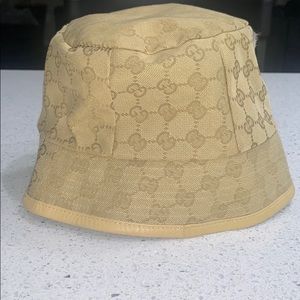 Vintage Gucci Monogram bucket hat. Camel. Size M
